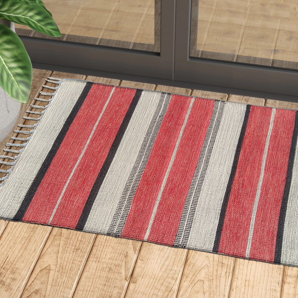 Evergreen Home Décor Rugs – Stylish, Versatile & Available in Multiple Sizes